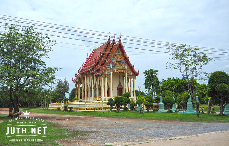 อุโบสถ วัดกระโจมทอง