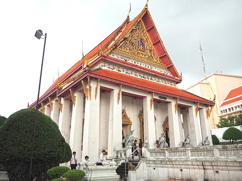 พระที่นั่งพุทไธสวรรย์ 