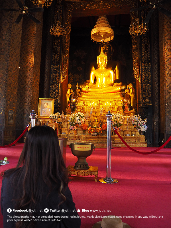 ภายในพระอุโบสถ